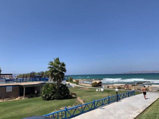 Территория отеля