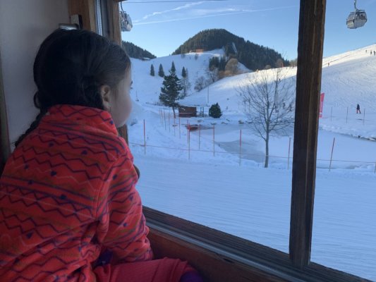 Уже скучаем