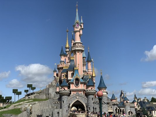 Замок спящей принцессы Disneyland Paris