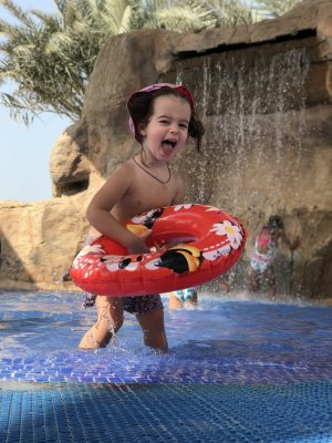 Детский бассейн на бесплатном пляже