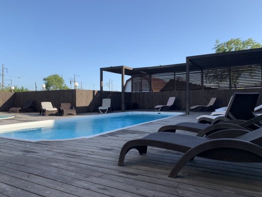 Бассейн с подогревом