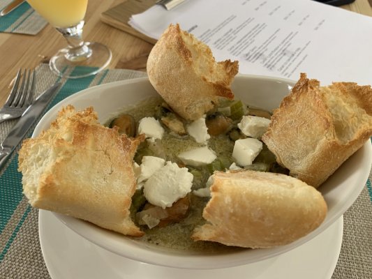 Мидии в сливочно чесночном соусе